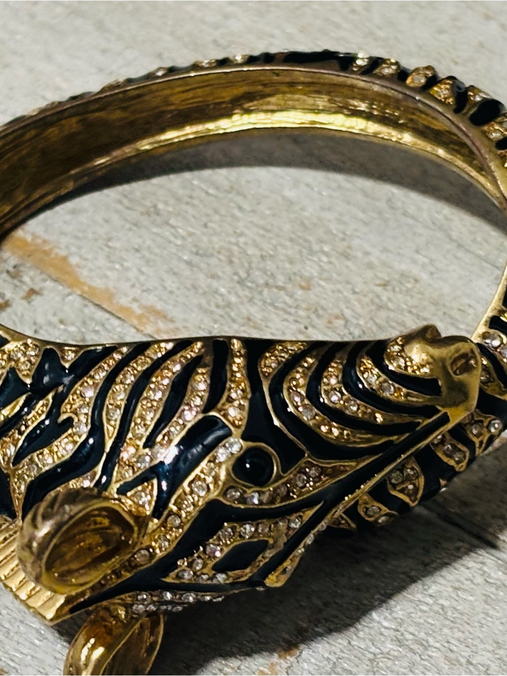 Vintage❤️J. Crew Zebra Gold Rhinestone Bracelet - Picture 7 of 8